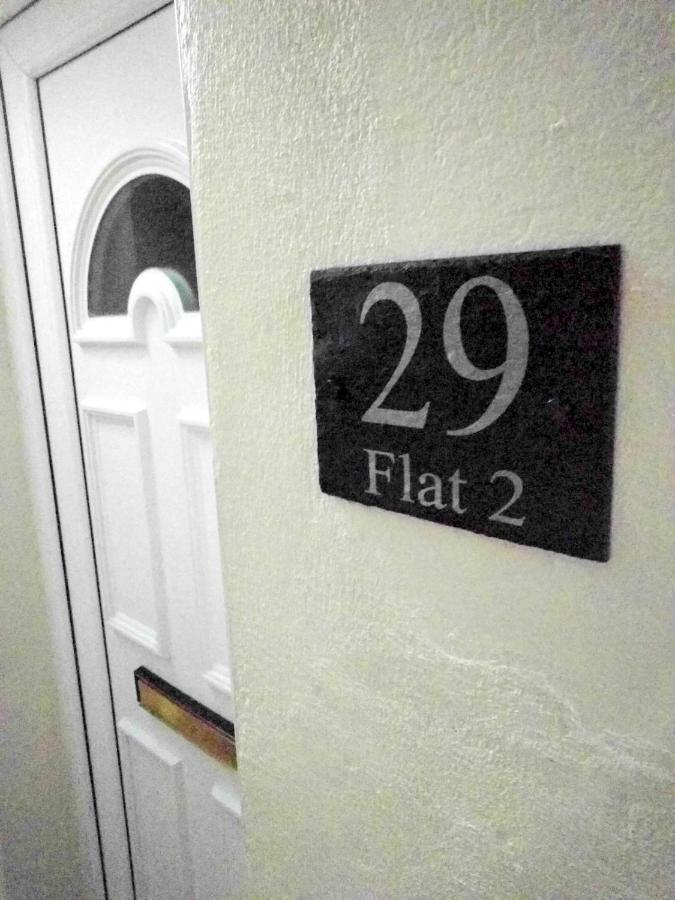 Bassett Flat With 2 Bedrooms And Superfast Wi-Fi Sittingbourne Exterior photo